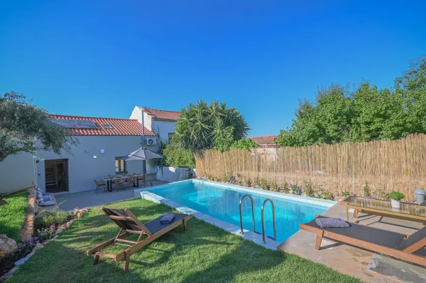 Cozy Villa - Sauna & Hydromassage - Prive Pool - BBQ - View - Image 1
