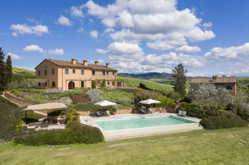 MORAIOLO — LUXURY COTTAGE WITH POOL & BREATHTAKING VIEW - Image 1