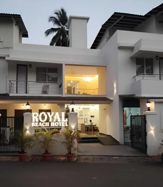 Royal Beach hotel - Image 1