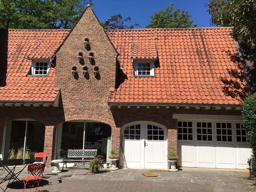 Al den charme fra det gamle i et enestående miljø - Image 1