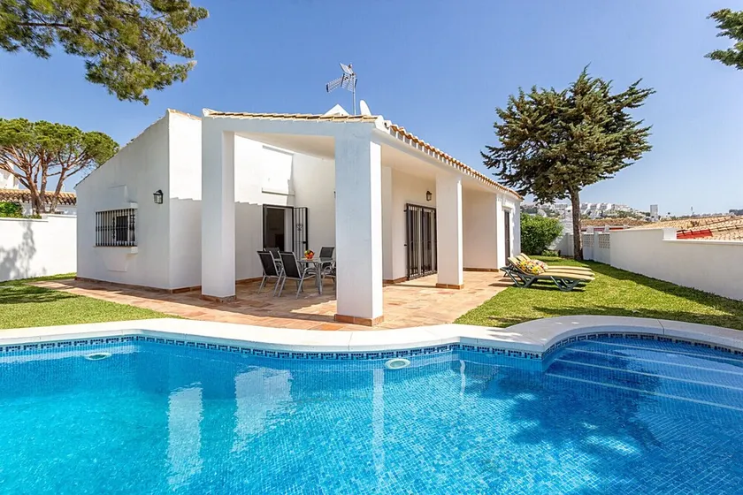 J03 Villa Mabola - Villa - Image 1