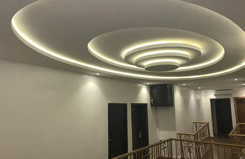 RM Suites - Image 1
