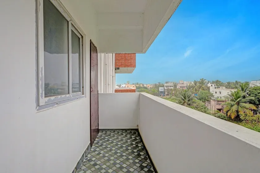 Deluxe tad Homes - Image 1