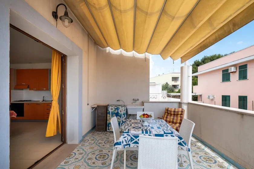 Appartement 'Staiulo - Primo Piano - La Plumeria' avec balcon et climatisation - Image 1