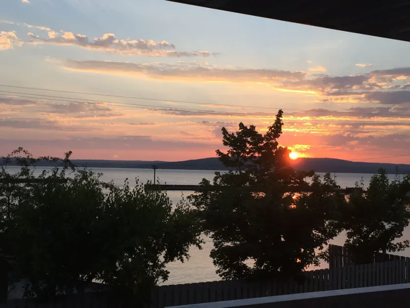 Escape To Madeline Island !  Superior Lakefront 2 Bedroom Condo - Image 1