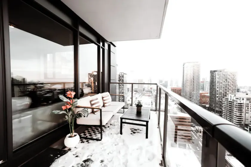 Sky Palace - Image 1