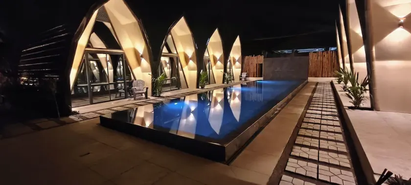 Lokal Hotels Dauin - Image 1