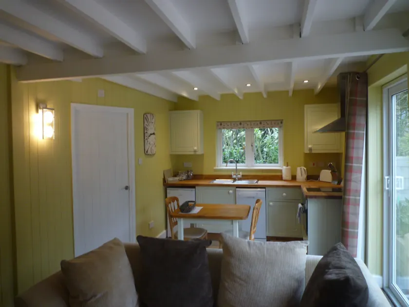 Squirrel, one bedroom barn conversion - Image 1