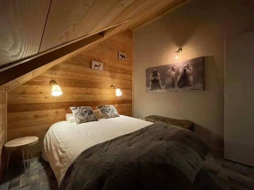 Appartement \"Chez Nous Piste Noire\" avec vue sur les montagnes, balcon et Wi-Fi - Image 1