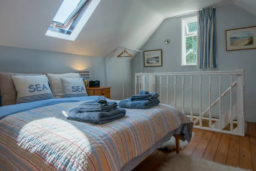 Beach themed Annexe close to Chichester, West Wittering beach and Goodwood - Image 1