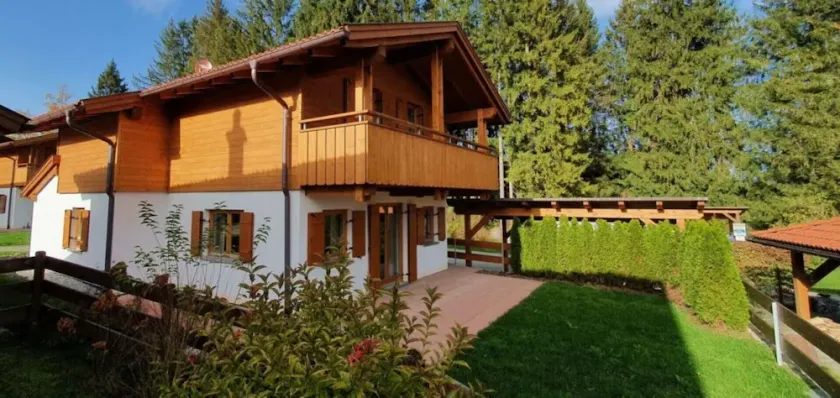 Vacation home \"Happyplace\" with 130 sqm - near Lechbruck - with 2 terraces & sauna - Image 1