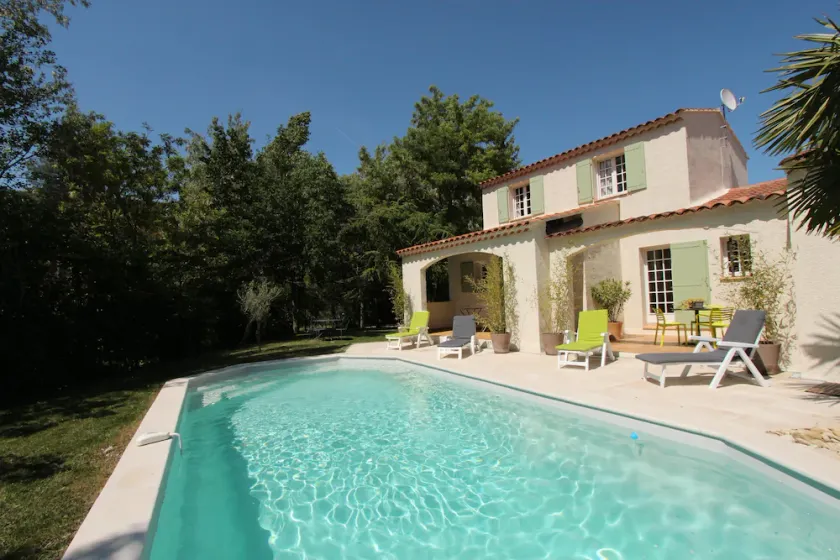 Villa avec jardin et piscine privée (classée 3 étoiles) - Image 1