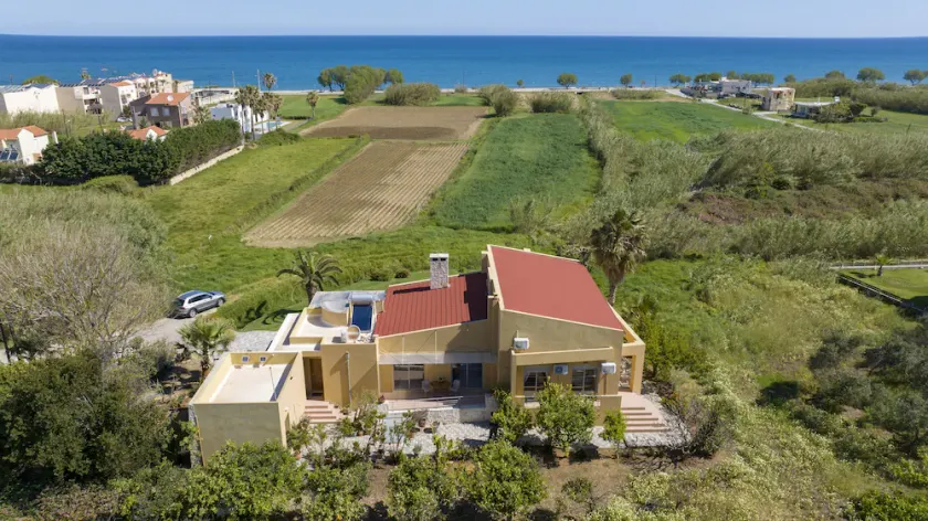 A comfortable,sunny villa in nature,listening to the sound of the sea!!!! - Image 1