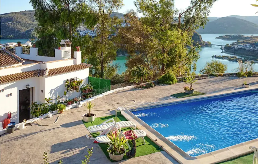 4 Bedroom Stunning Home In Iznajar - Image 1
