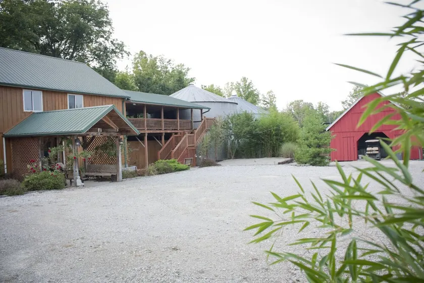 Elk Ridge Ranch-French Lick-Family Reunions Corporate Retreats, Private Parties - Image 1