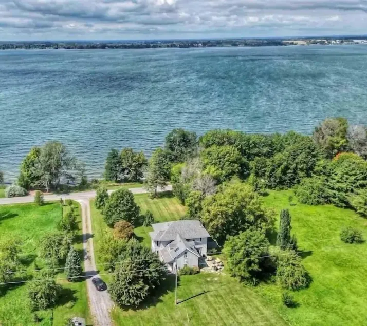 Historic Loyalist Lakehouse • Quiet Waterfront Escape • 3.5 Acres & 300’ Shore! - Image 1