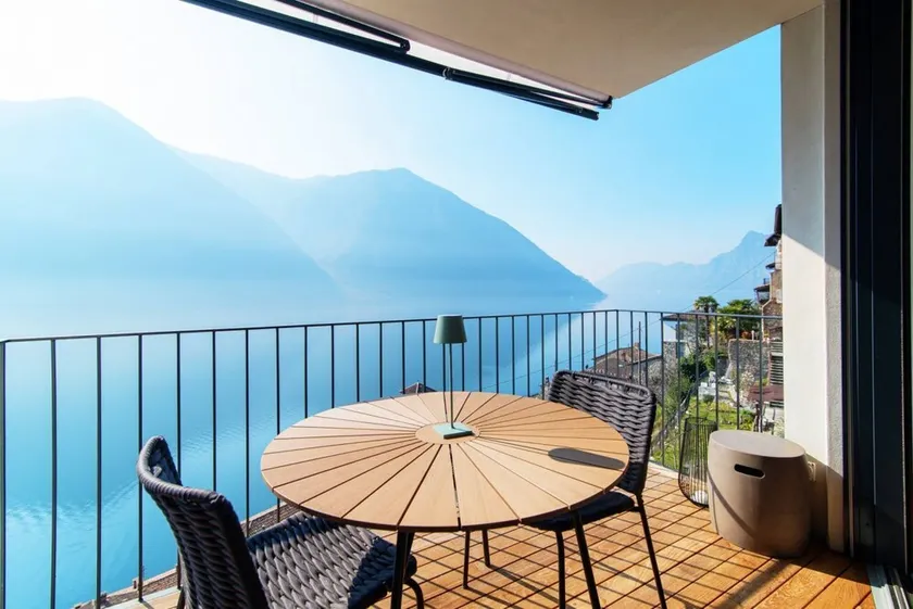 A two-bedroom apartment with stunning lake view in Gandria (UNIQUE GANDRIA 3) - Image 1