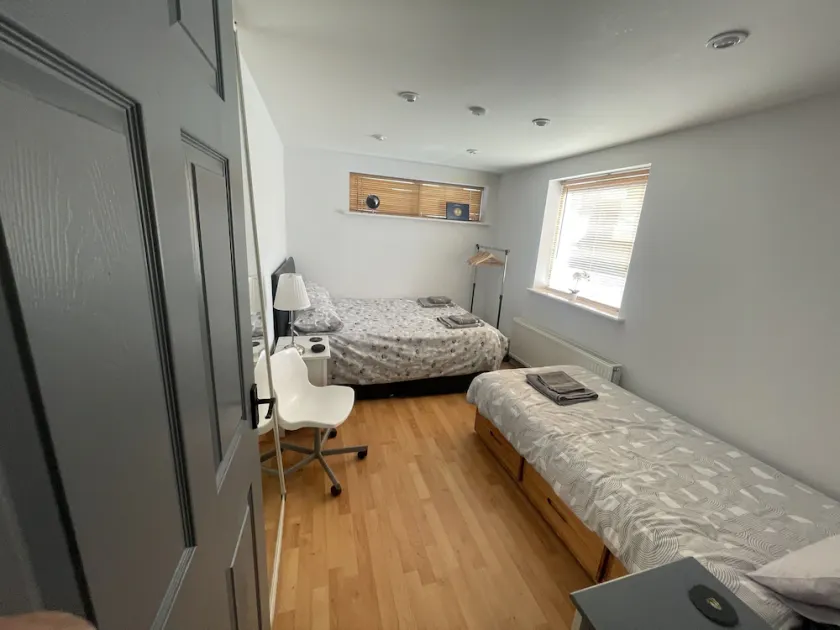 Newly refurbished Unique Apartment Cheltenham - Image 1