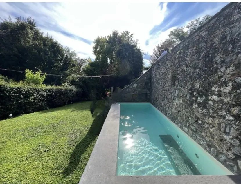Authentic Country House with Pool between Umbria and Tuscany – Casa Buganza - Image 1