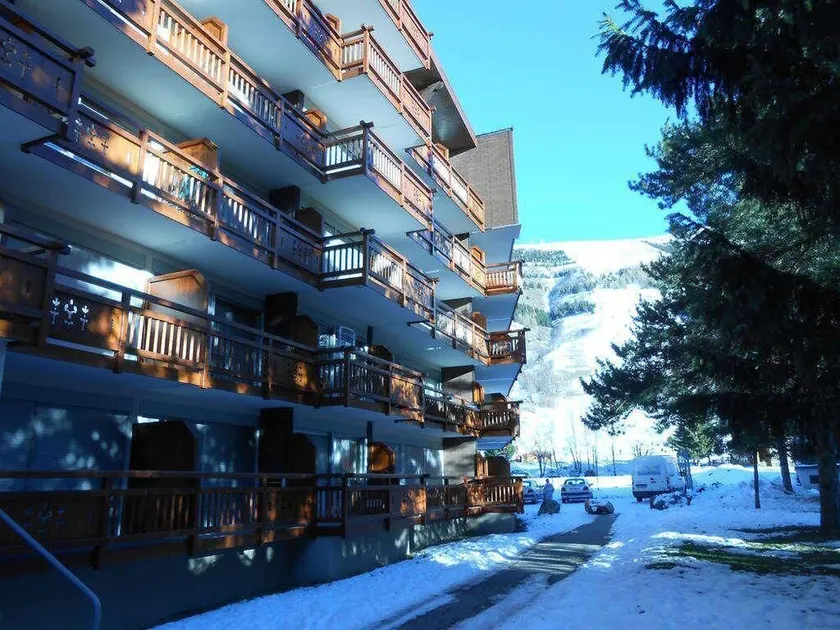 50m du centre station, 4ème étage, balcon, parking, télévision, casier à ski, 47m², Les 2 Alpes - Image 1