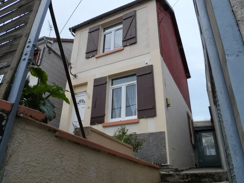 Charmantes kleines Haus in einer ruhigen Bucht der Nähe von Stränden - Image 1