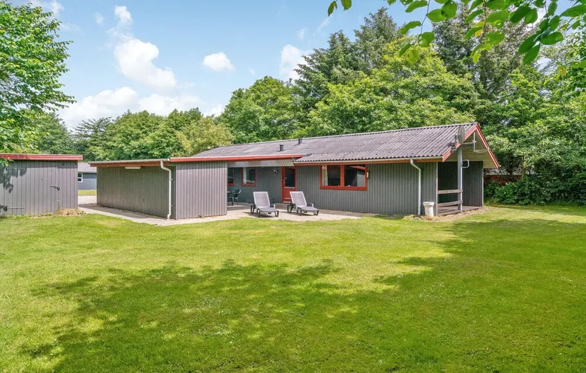 4 bedroom beautiful home in Hemmet - Image 1