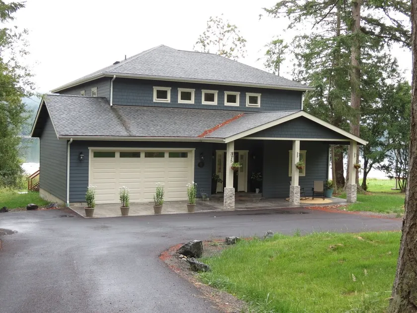 Custom Waterfront Home near Roche Harbor. Access to Picnic Island. 4-bedrooms. - Image 1