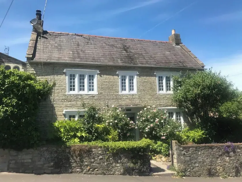 Quintessential Cottage near Bath, Grade 2 Listed. - Image 1
