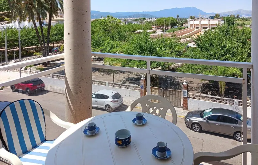 2 Bedroom Beach Front Apartment In Bellreguard - Image 1