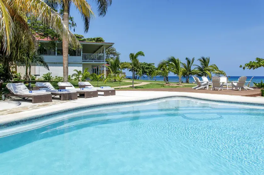 Spanish Cove Beach House - Image 1