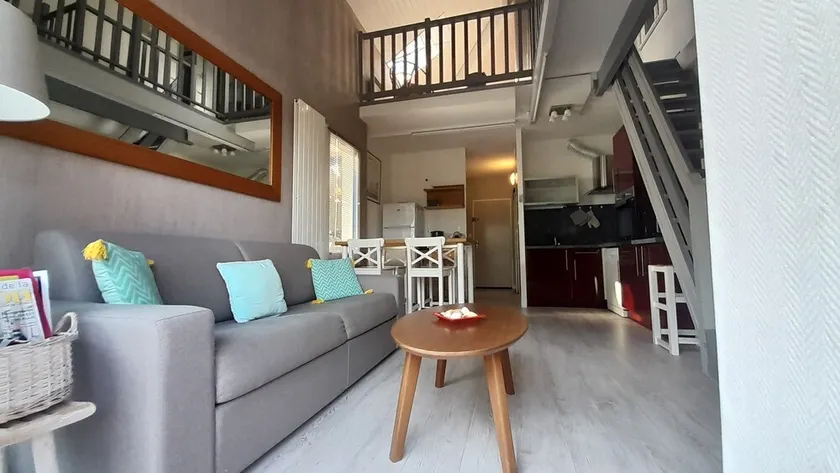 T2 en duplex spacieux et central - Image 1