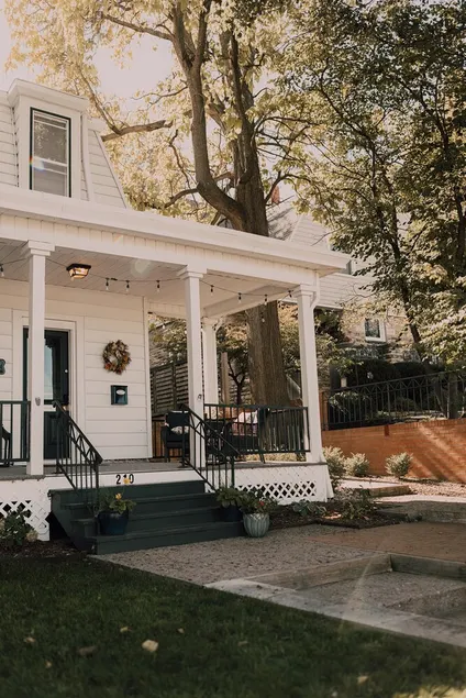 The Inn at 210 - Comfortable and clean historic home - Image 1
