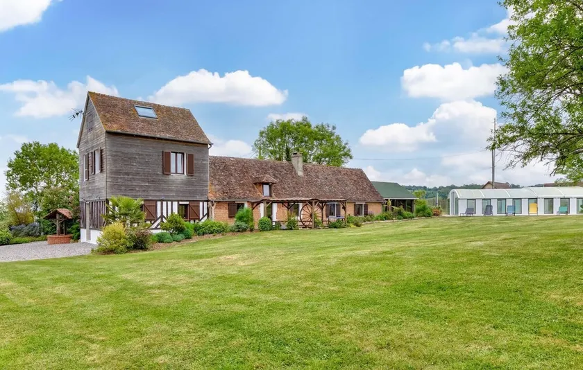 Stunning Home In Grandmesnil - Image 1