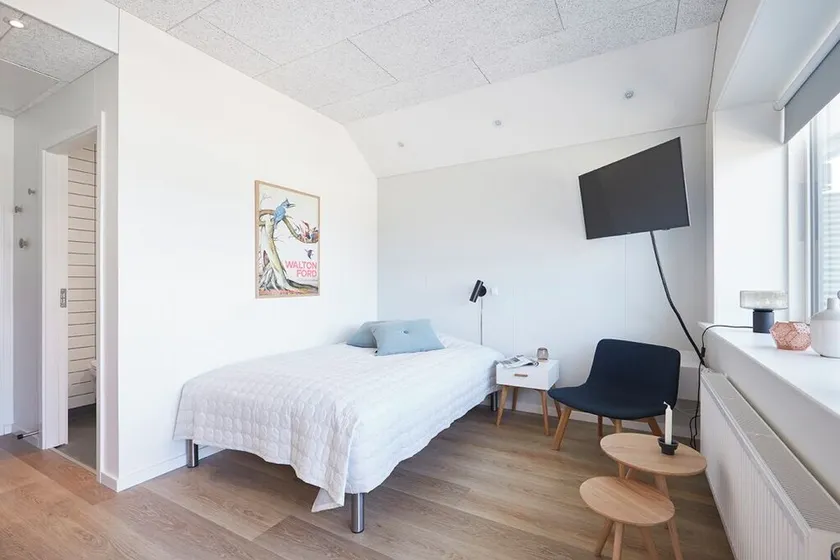 athome apartments - Image 1