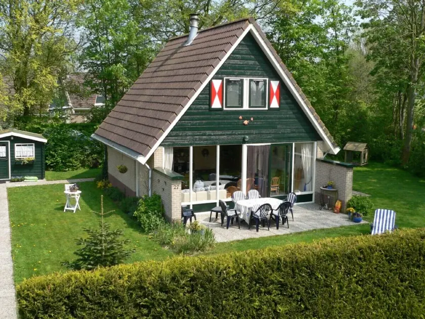 Near beach, luxurious holiday home with fireplace, peaceful, relaxing, in nature - Image 1