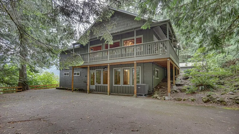 Crystal Creek Chalet - Meredith Lodging - Image 1