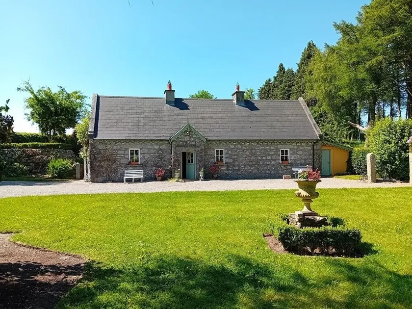 Country Lodge romantique et spacieux pour les familles sur des terrains privés - Image 1