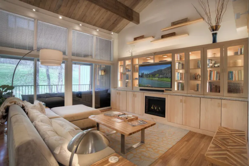 Elevated Escape | AC, Pool, Hot Tub, Golf & Ski - Image 1