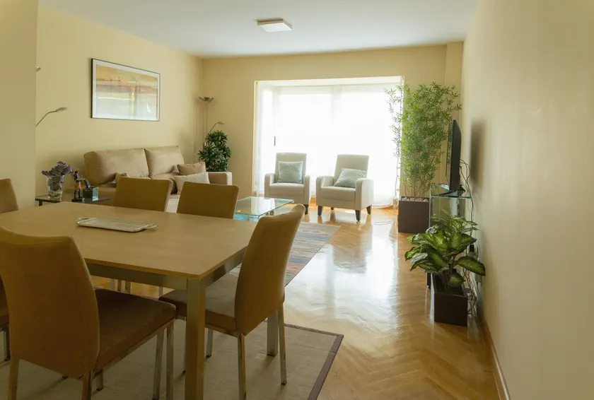 This cozy 100 sq. meter apartment offers you high-end quality and comfort - Image 1