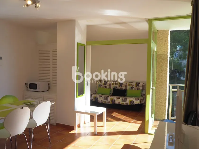 COSY APPARTEMENT AVEC CLIMATISATION ET PISCINE COMMUNAUTAIRE À LOS PINOS - Image 1