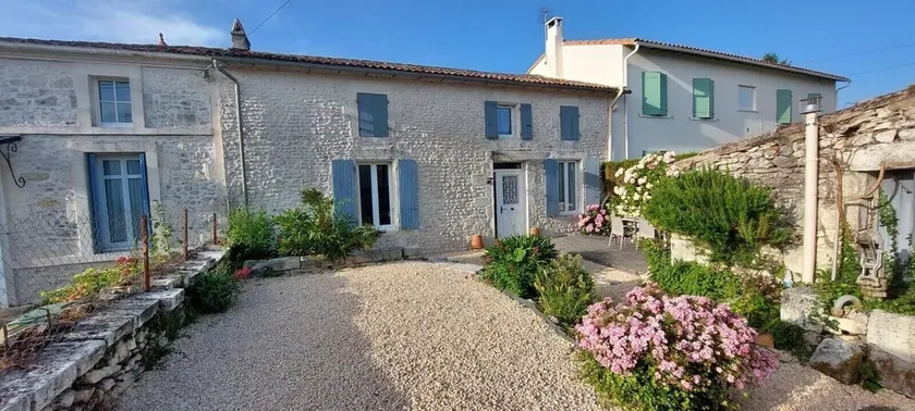 Ferienhaus 'Maison À Cozes' mit privater Terrasse, privatem Garten und WLAN - Image 1