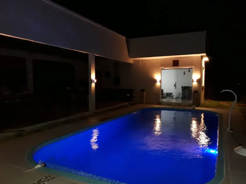 Country house, a very peaceful and family-friendly location. - Image 1