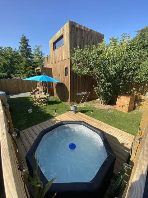 Charming 2-star Atypical house - Image 1