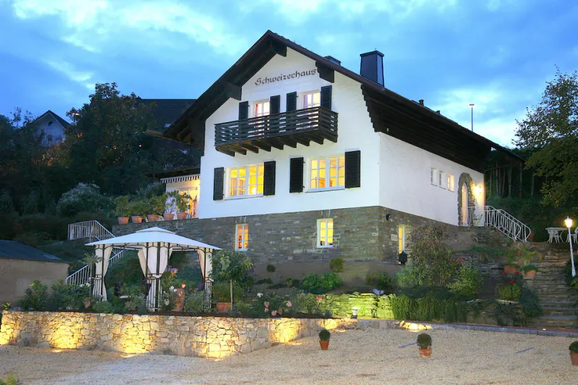 Swiss Chalet Holiday Home centrally on the Middle Rhine - Image 1