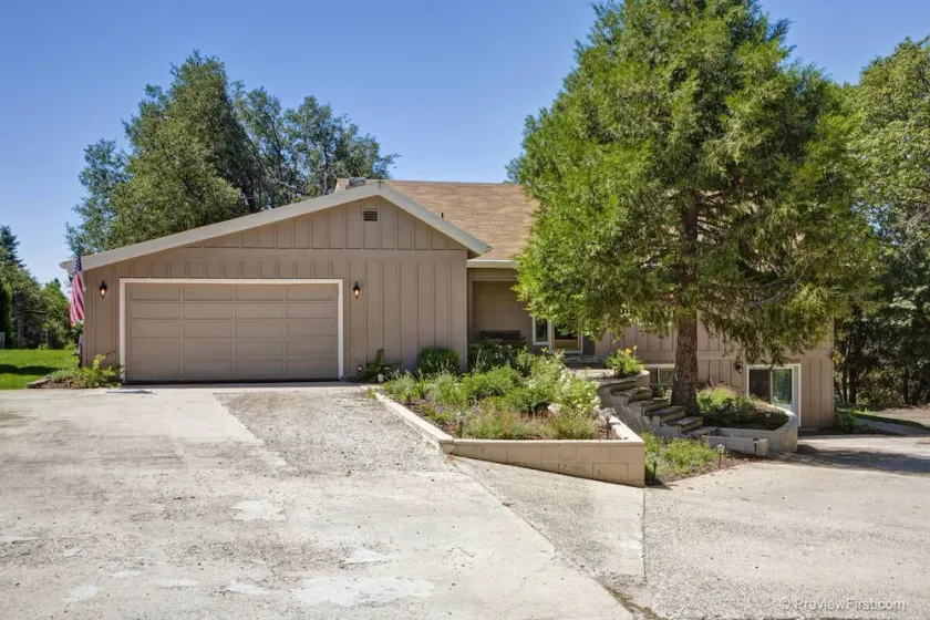 Palomar Vista Lodge - Luxurious Mountain Estate - Sleeps 16 Guests - Image 1