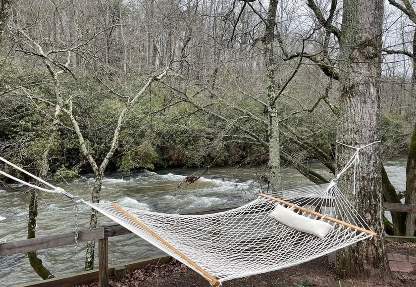 Memory Lane Mountain River Cabin - Image 1