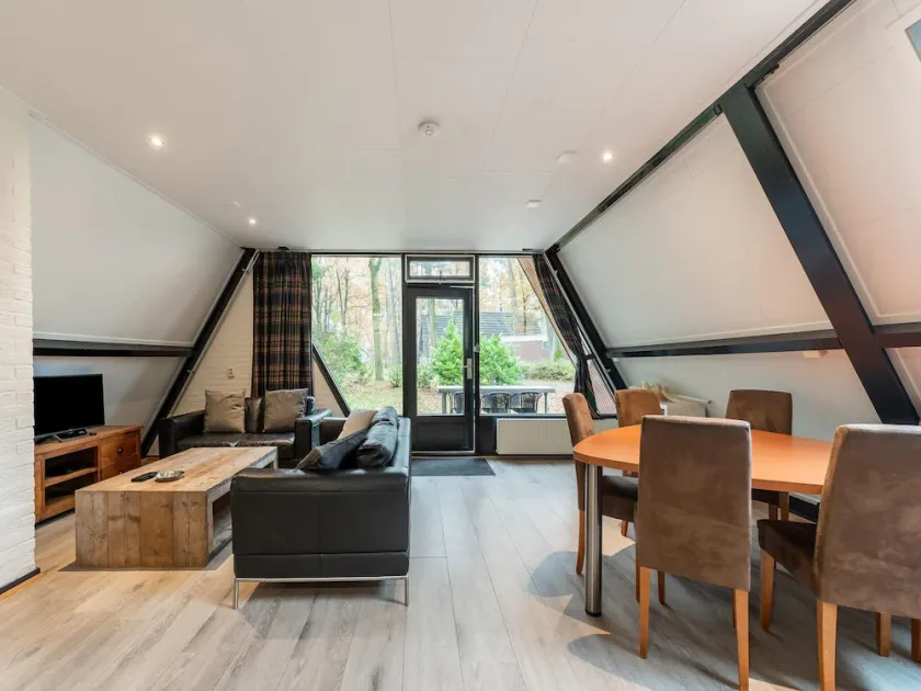 Tranquil Holiday Home in Limburg amid a Forest - Image 1