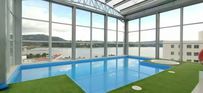 Apartamento Familiar de Lujo al Lado del Lago - Image 1