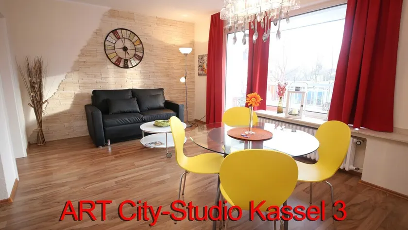 Fewo Art City-Studio Kassel 3, modern, ruhig, citynah, kostenfreie Parkplätze, großer Balkon, voll ausgestattet - Image 1