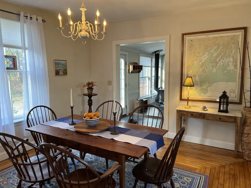 Charming 1850's home on the Royal River in Yarmouth Village Maine - Image 1